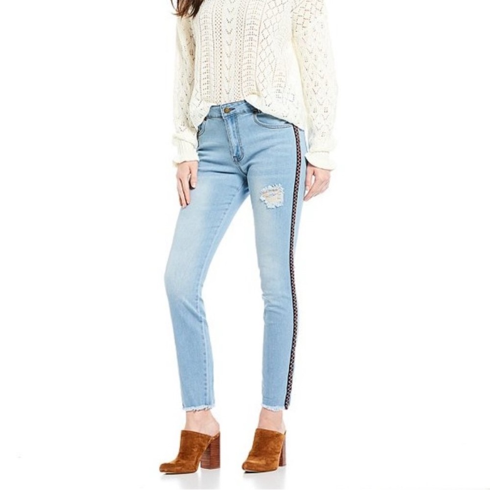 Chelsea & Violet Distressed Skinny Jeans With Boho Zigzag Stripe Size 28